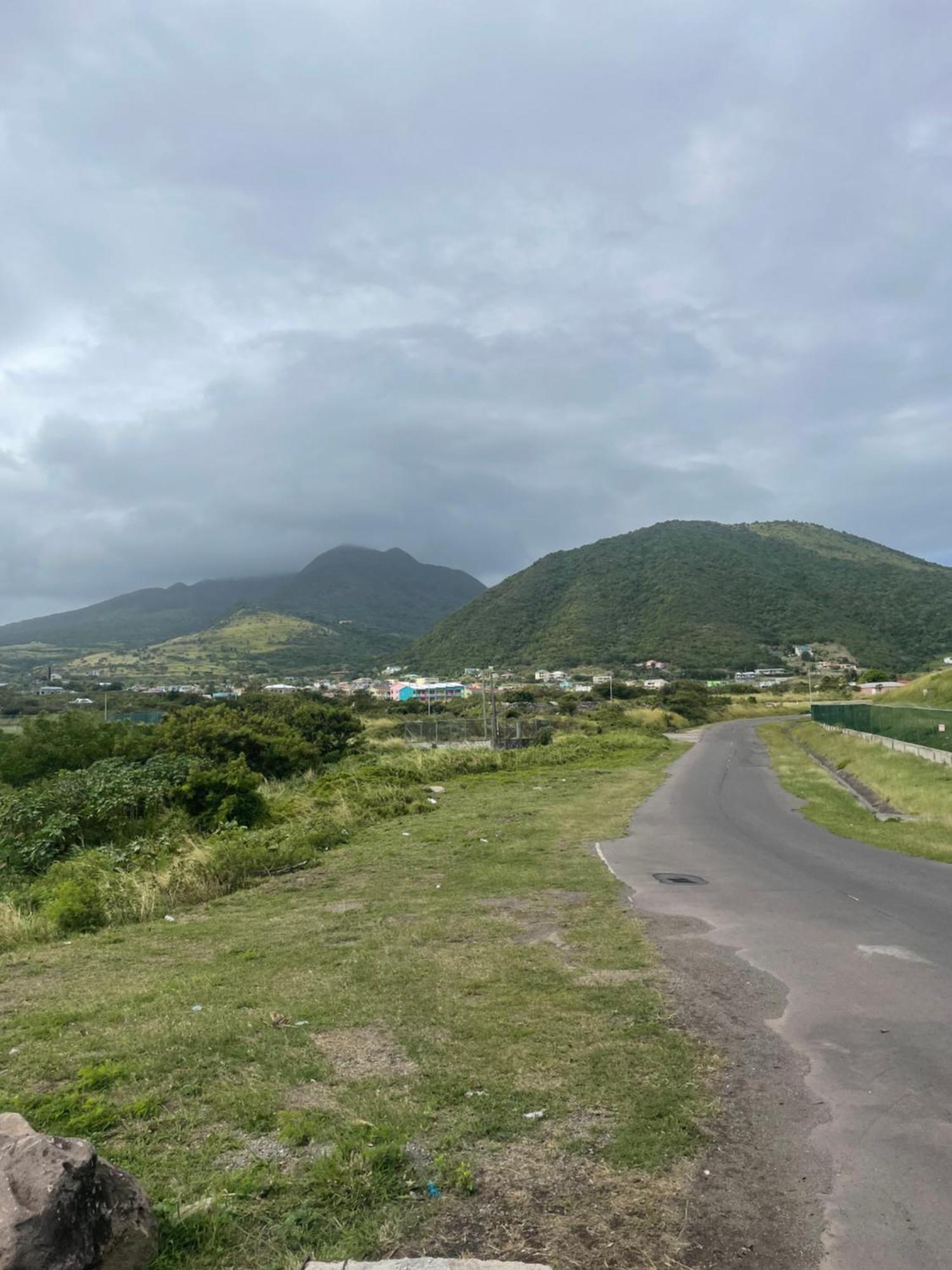 Mountain View Apartment Basseterre Exterior foto